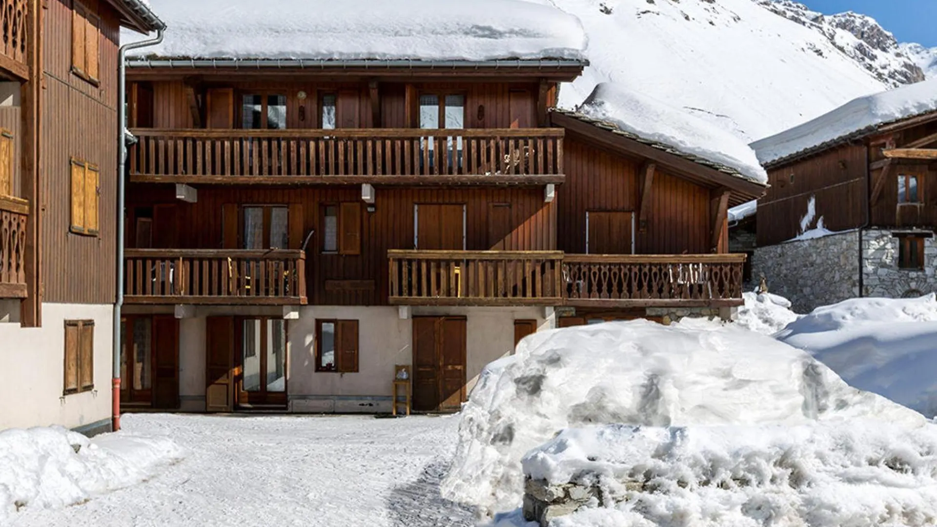 Appartement Skis Aux Pieds, Renove, 4 Pers., Wifi, Centre Val-D'Isere - Fr-1-694-274 0*,  France